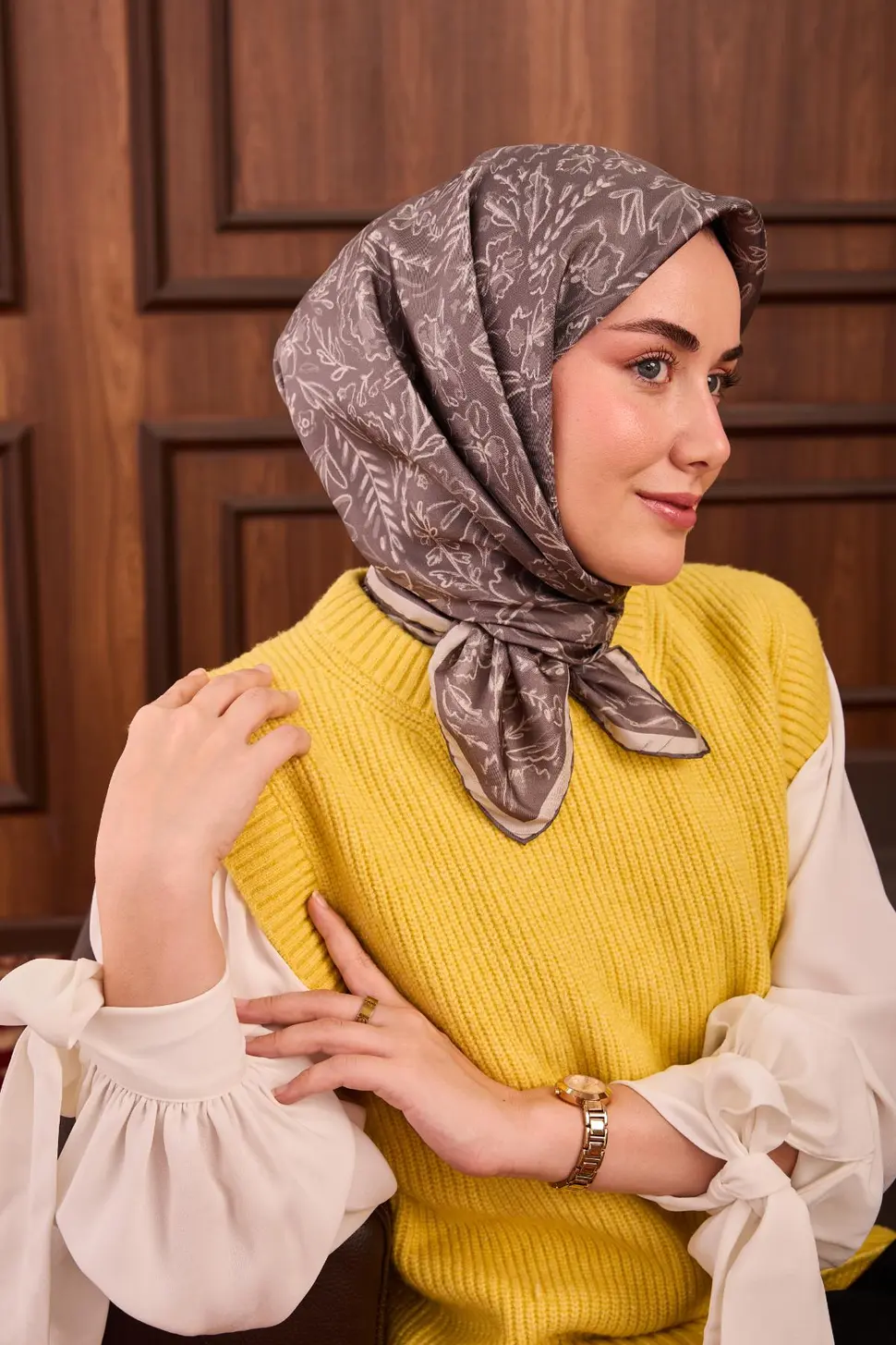 Silk Home Twill İpek Eşarp Gri Çiçek Desen 11496-17