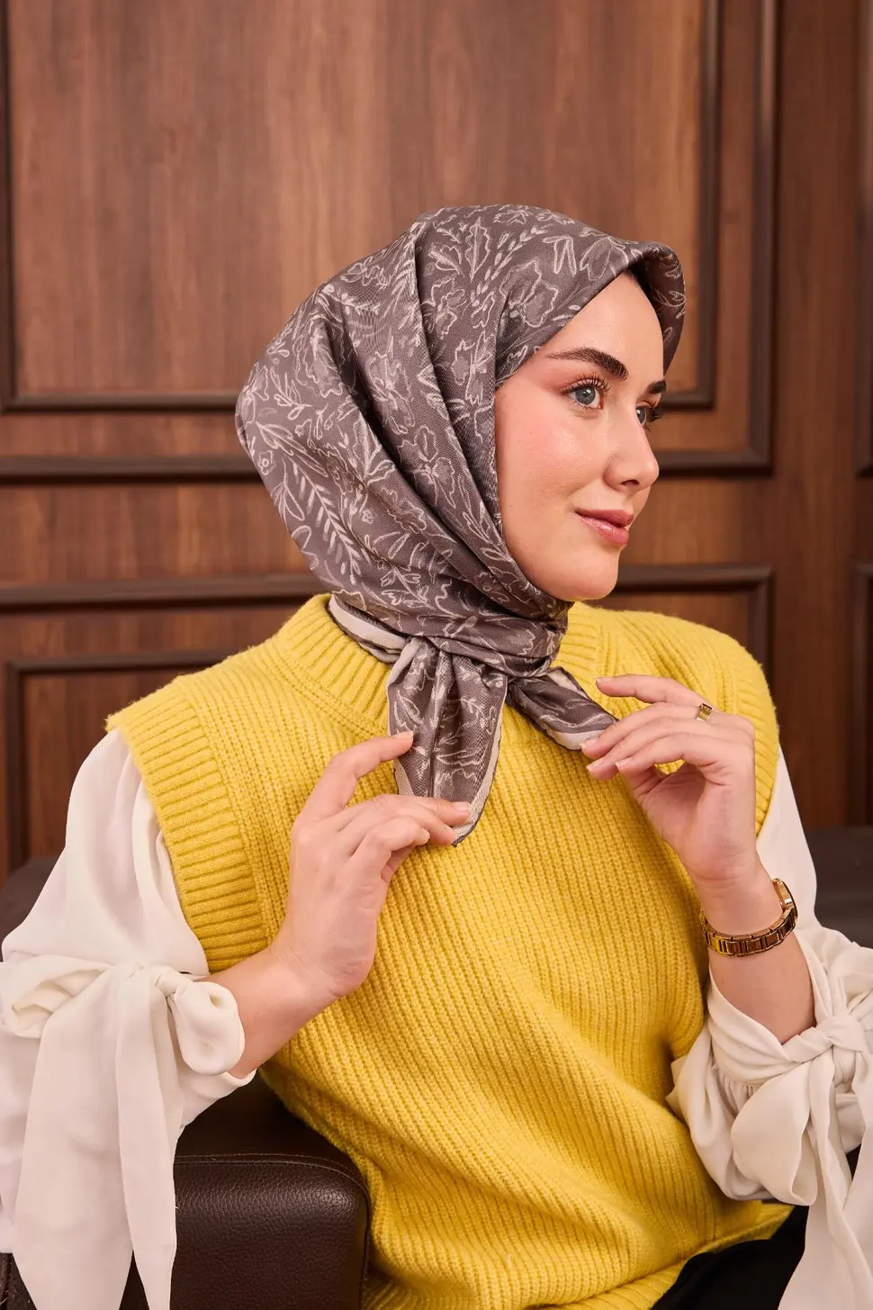 Silk Home Twill İpek Eşarp Gri Çiçek Desen 11496-17