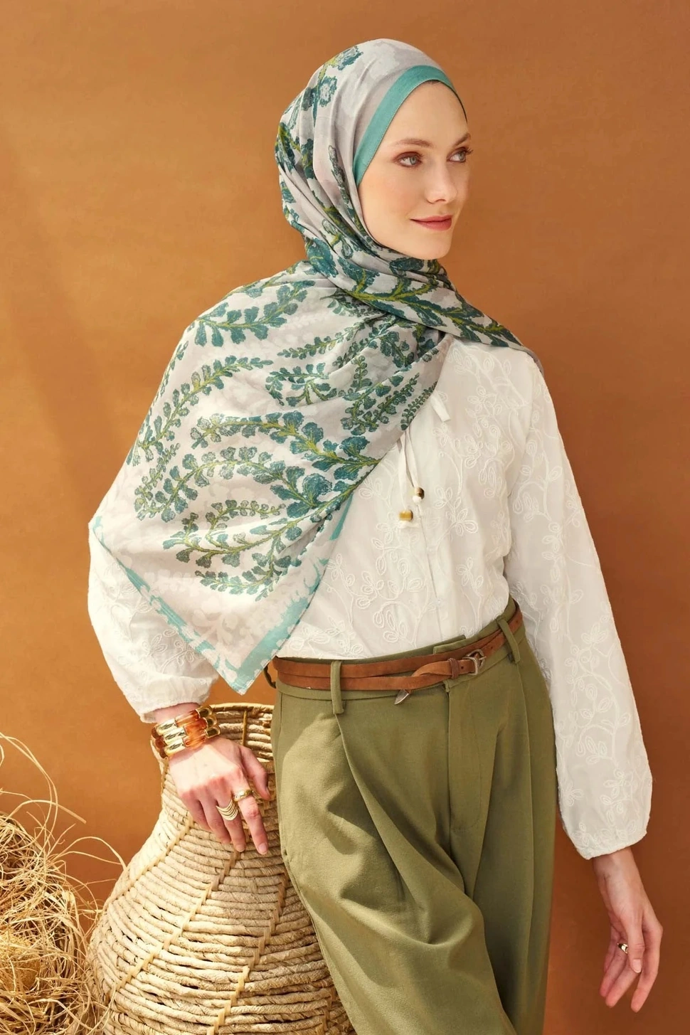 Silk Home Riva Şal Tencel Spring Blossoms Koyu Gri