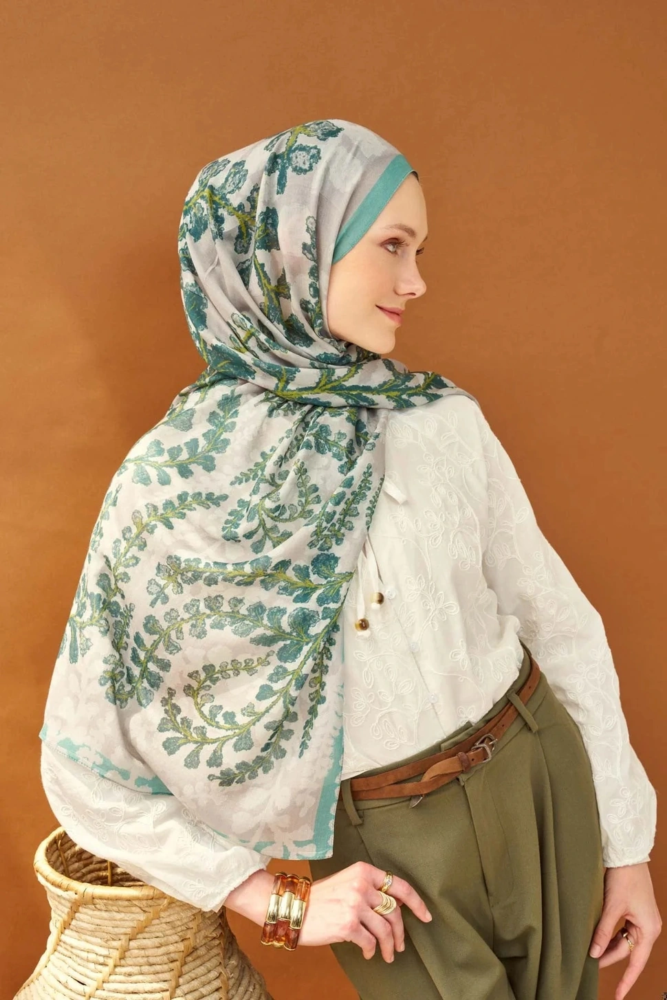 Silk Home Riva Şal Tencel Spring Blossoms Koyu Gri