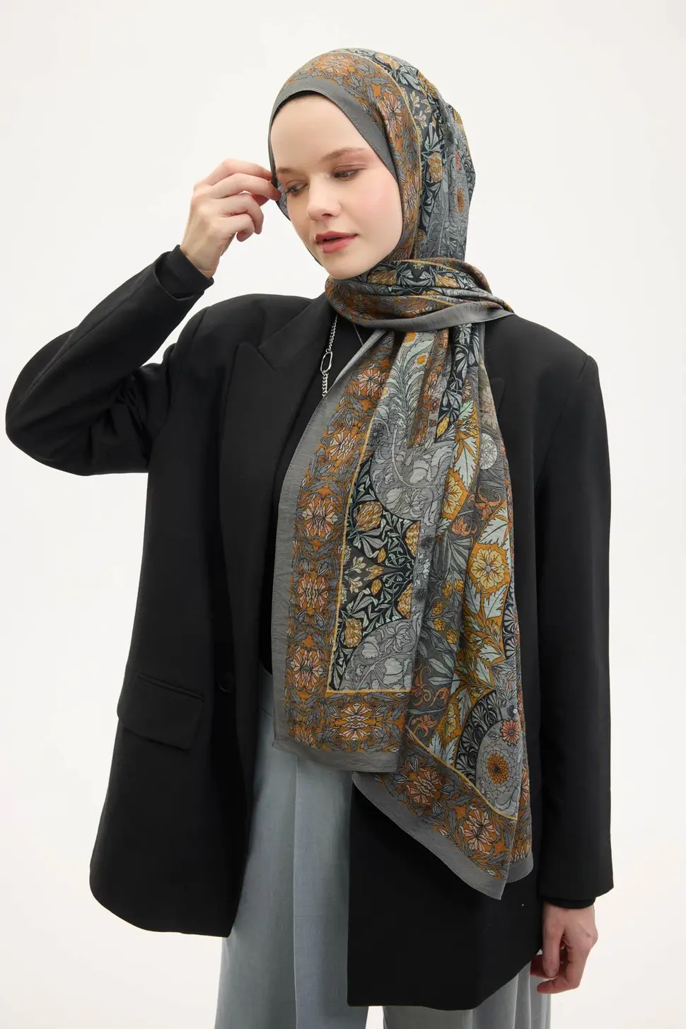 Silk Home Urban Hours Floral Motif Desen Gri Mayda Şal 190x70