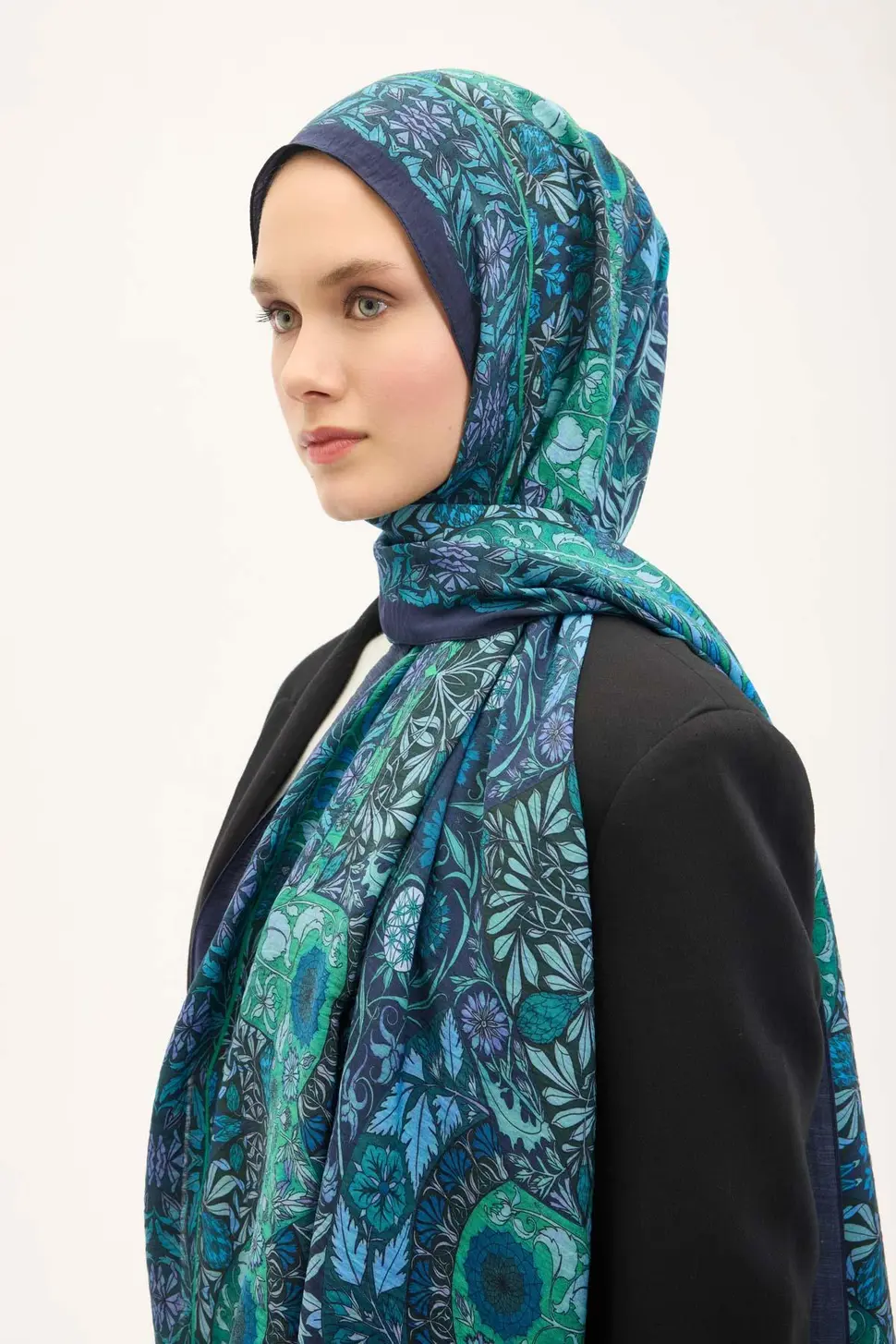 Silk Home Urban Hours Floral Motif Desen Gece Mavisi Mayda Şal 190x70