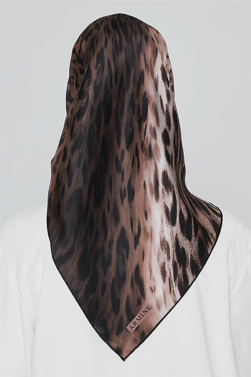 Armine Sura İpek Eşarp 8435-S09
