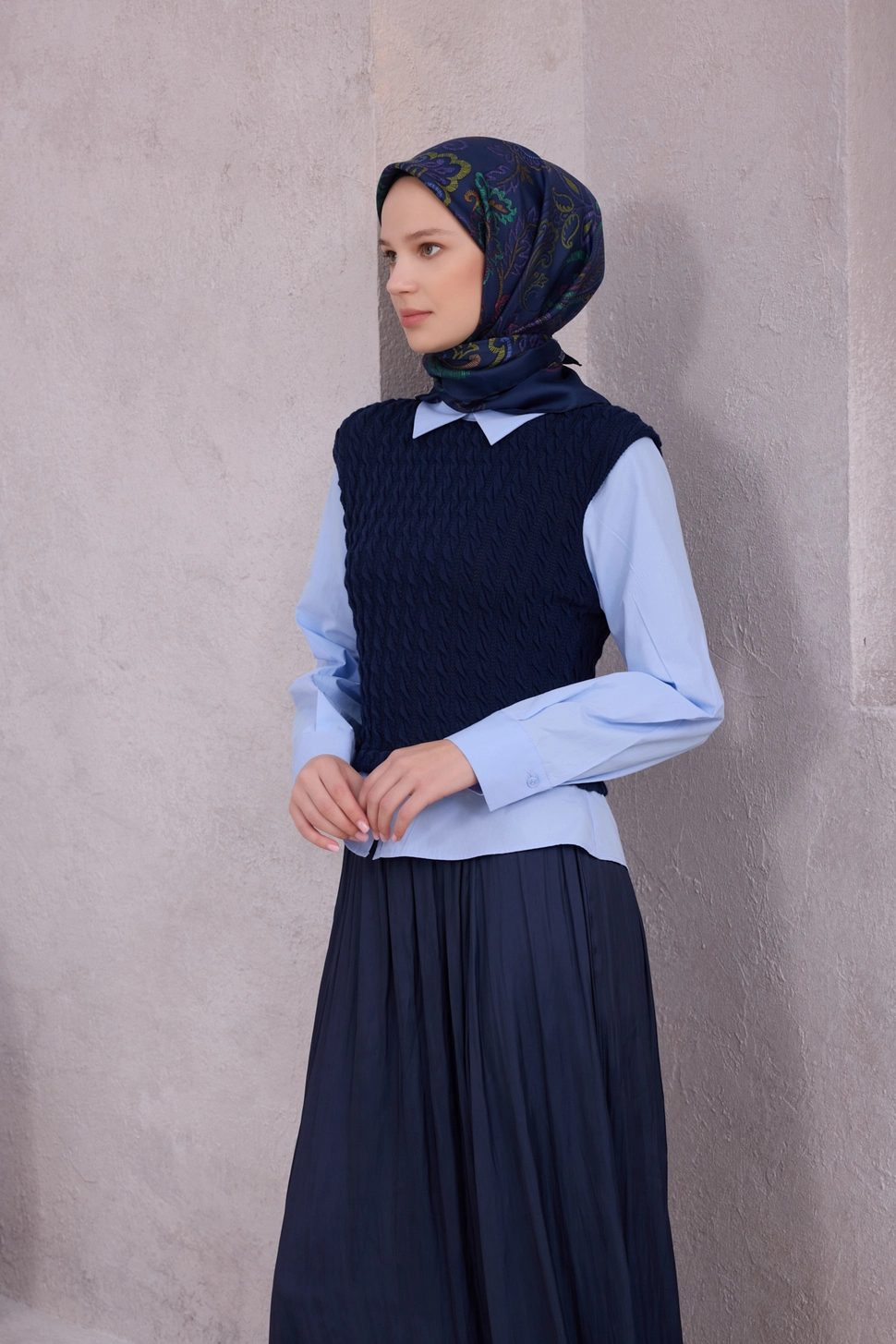 Belli Twill İpek Eşarp Lacivert