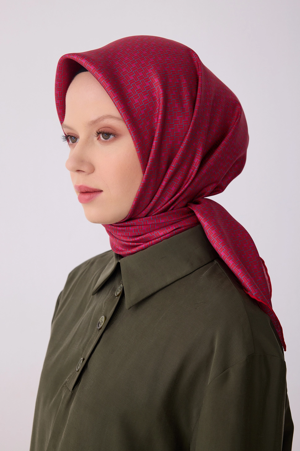 Belli Twill İpek Eşarp Kırmızı, Pembe, Füme