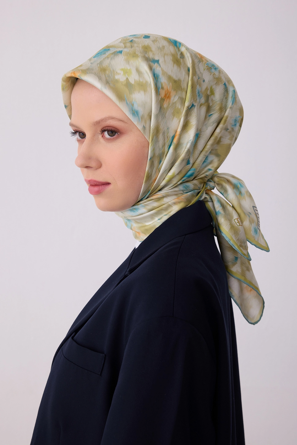 Belli Twill İpek Eşarp Fıstık Yeşili
