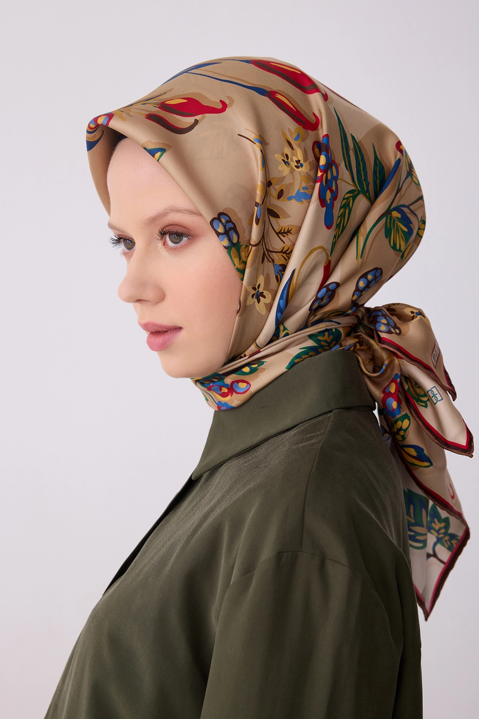 Belli Twill İpek Eşarp Vizon