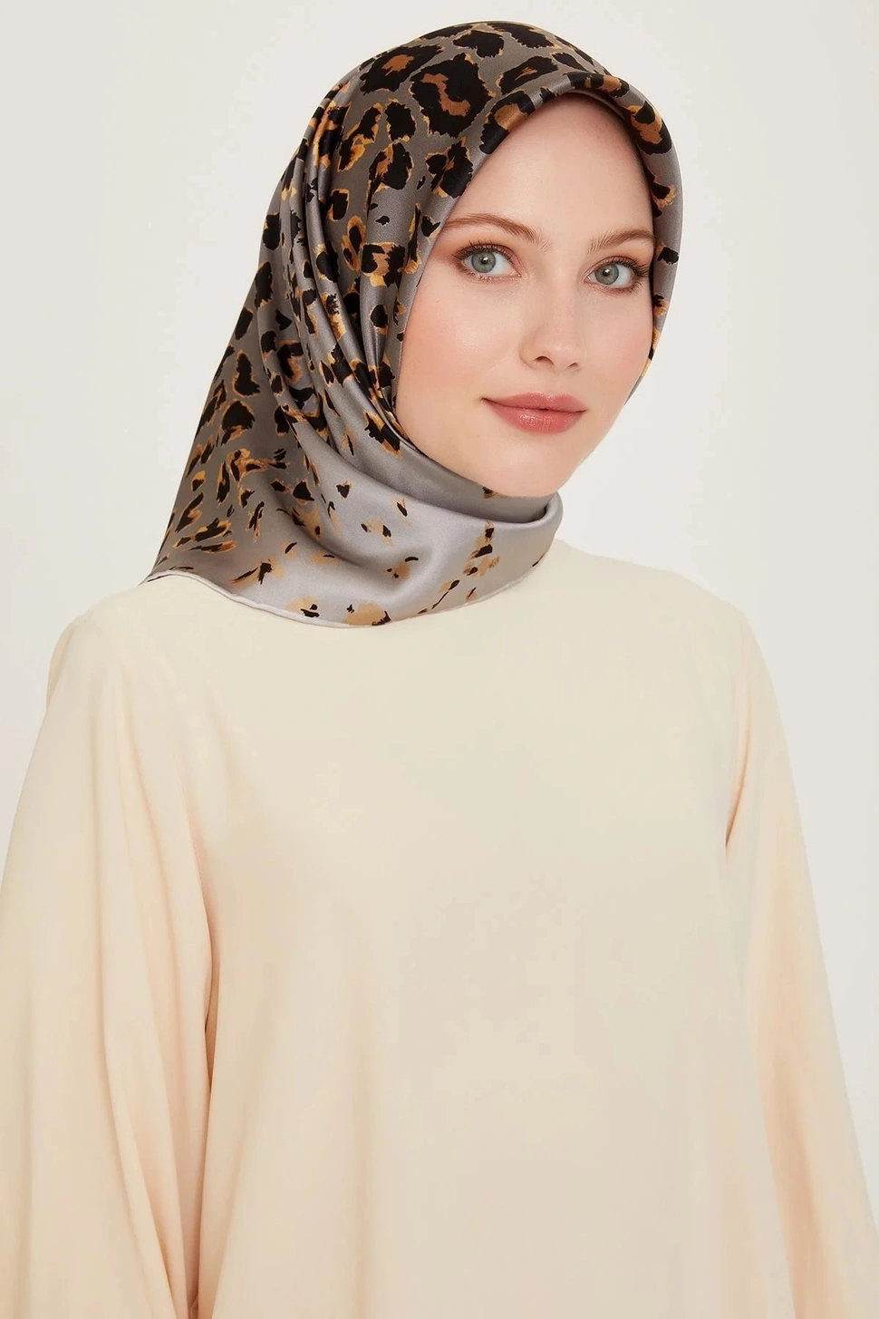 Armine Sura İpek Eşarp 9249-S31