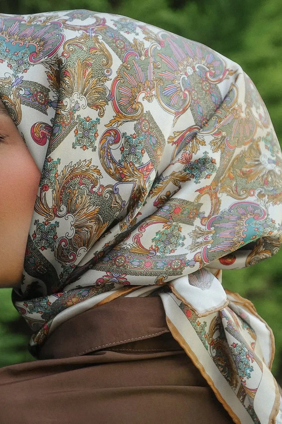 Armine Sura İpek Eşarp Nostalji Krem