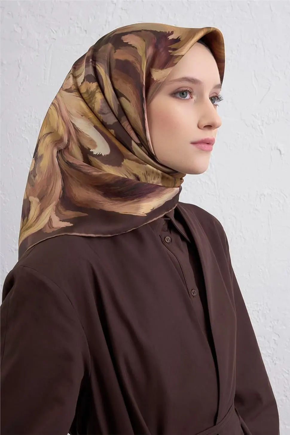 Armine Sura İpek Eşarp Kahverengi