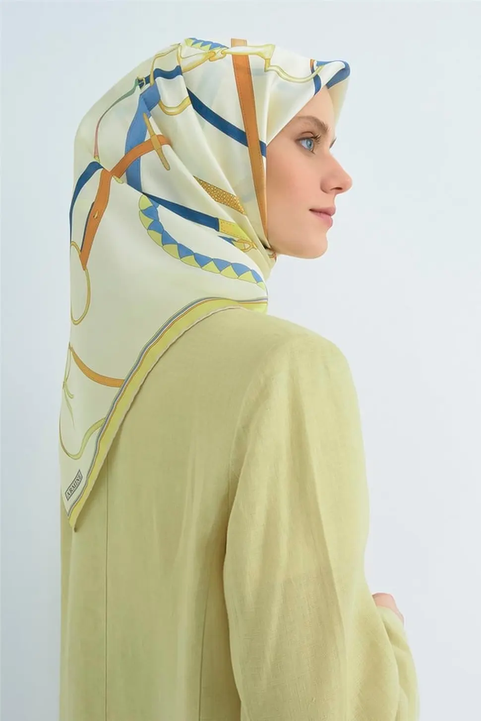 Armine Twill İpek Eşarp Krem Sarı Mavi