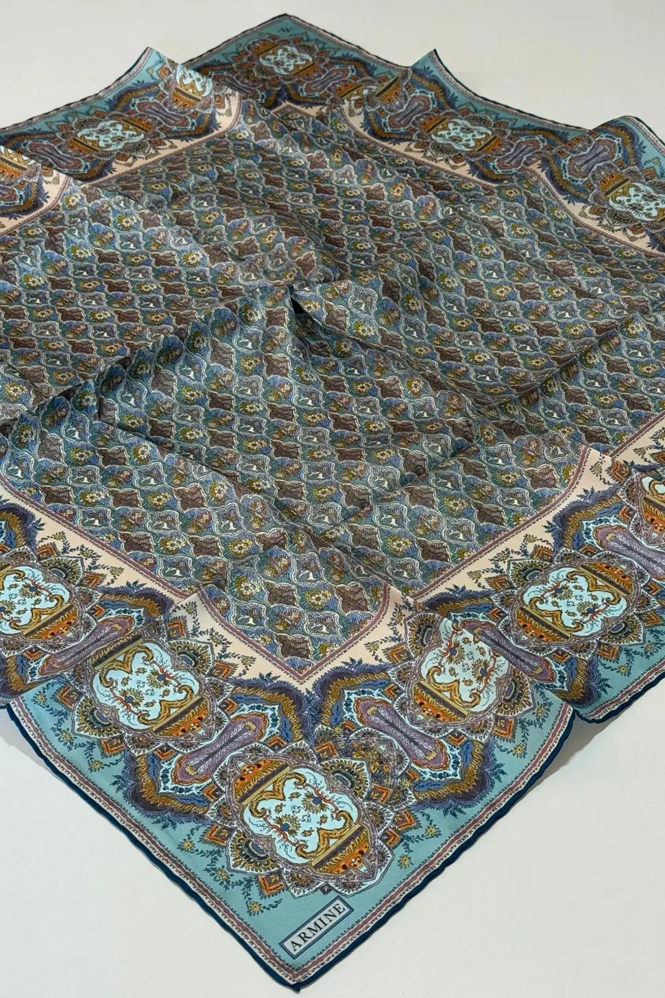Armine Sura İpek Eşarp Mavi