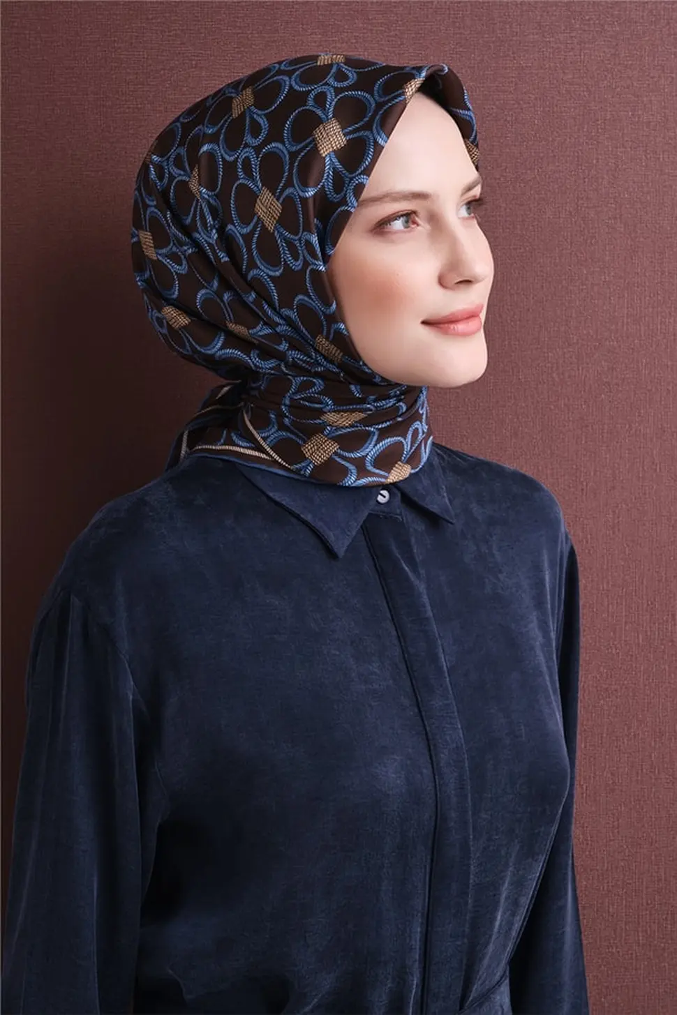 Armine Sura İpek Eşarp Kahverengi