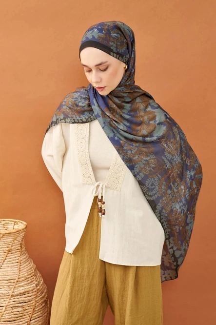 Silk Home Riva Şal Tencel Spring Blossoms Gece Mavisi