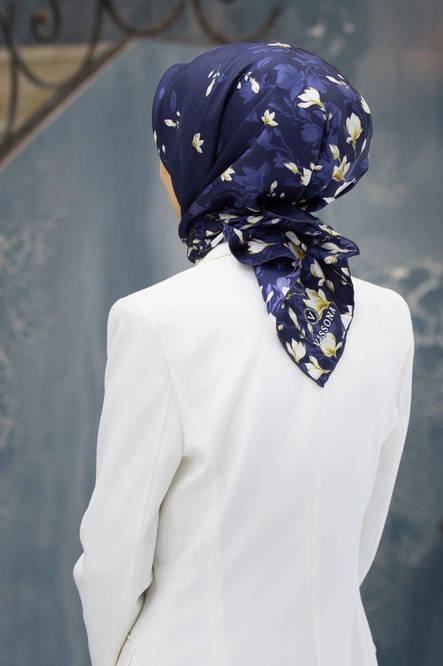 Vissona Twill İpek Eşarp Lacivert, Çiçek Desenli