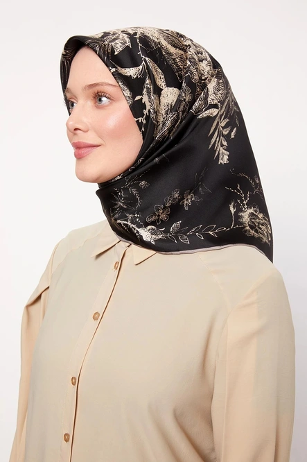 Levidor Twill İpek Eşarp Sütlü Kahve Soyut Gül Desen