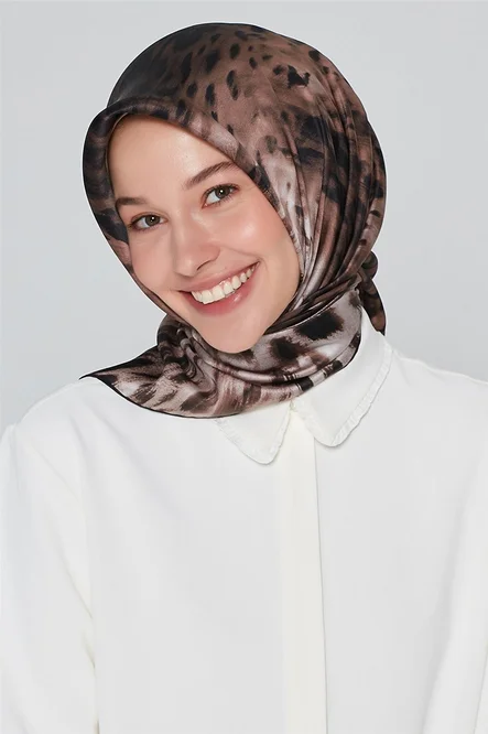 Armine Sura İpek Eşarp 8435-S09