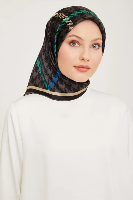 Armine Sura İpek Eşarp Siyah, Füme, Kazayağı Desen