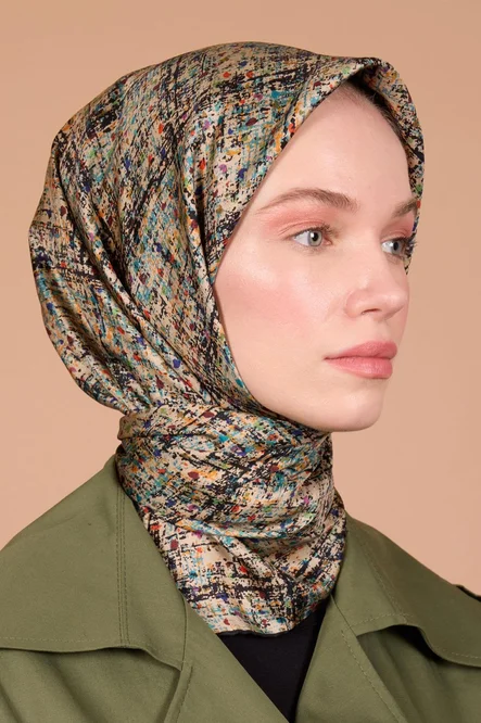 Aker Sura İpek Eşarp Vizon, Yeşil, Siyah Batik Desenli