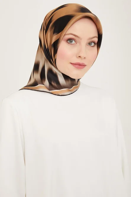 Armine Sura İpek Eşarp Nostalji Siyah, Vizon, Gold