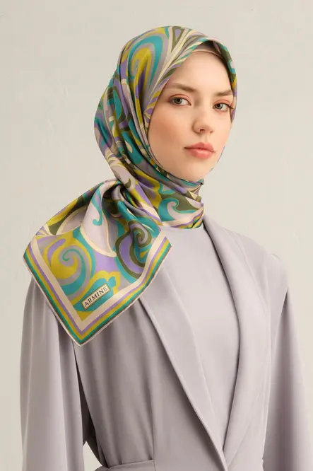 Armine Sura İpek Eşarp Fıstık Yeşili