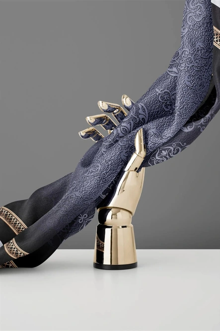 Vissona Twill İpek Eşarp Siyah, Gümüş, Barok Desenli