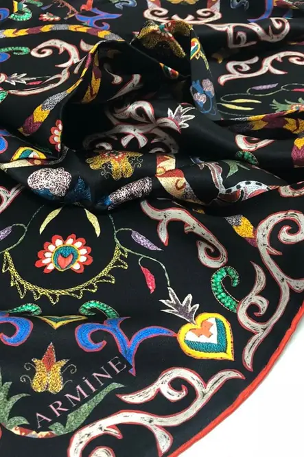Armine Sura İpek Eşarp Siyah