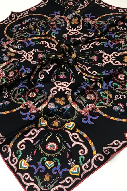 Armine Sura İpek Eşarp Siyah
