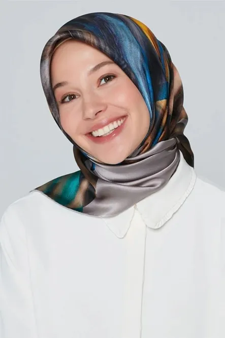 Armine Sura İpek Eşarp Nostalji