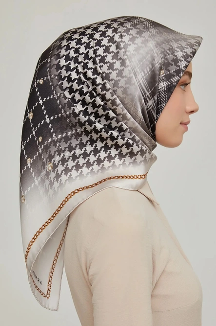 Armine Sura İpek Eşarp Siyah, Krem