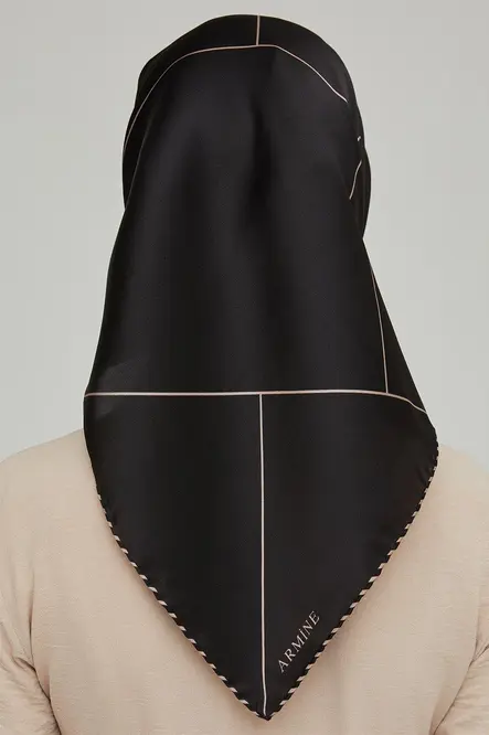 Armine Sura İpek Eşarp