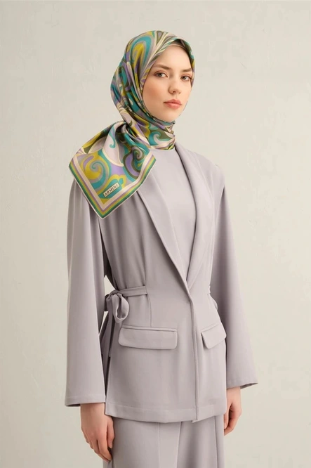 Armine Sura İpek Eşarp Fıstık Yeşili