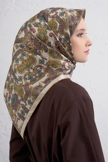 Armine Sura İpek Eşarp Nostalji Krem