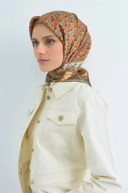Armine Sura İpek Eşarp Haki Yeşil