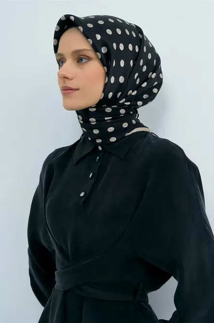 Armine Sura İpek Eşarp Siyah, Krem, Puantiyeli