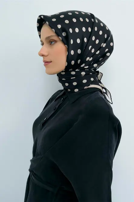 Armine Sura İpek Eşarp Siyah, Krem, Puantiyeli