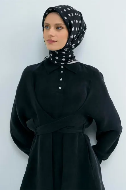 Armine Sura İpek Eşarp Siyah, Gri, Puantiyeli