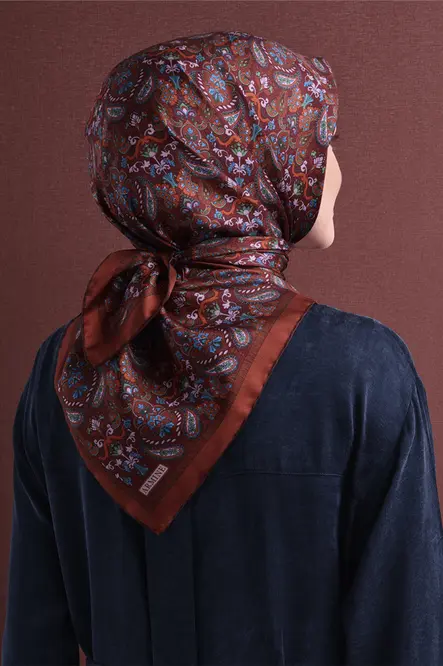 Armine Sura İpek Eşarp Kiremit, Taba