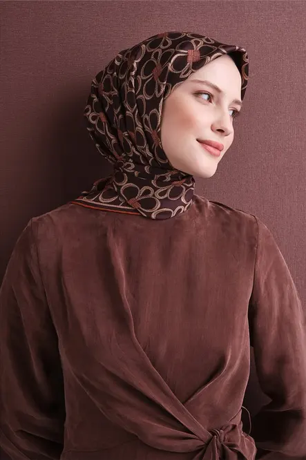 Armine Sura İpek Eşarp Kahverengi